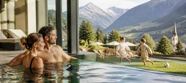 Familienwellness in Südtirol: Wenn Eltern Ruhe brauchen und Kinder Programm
